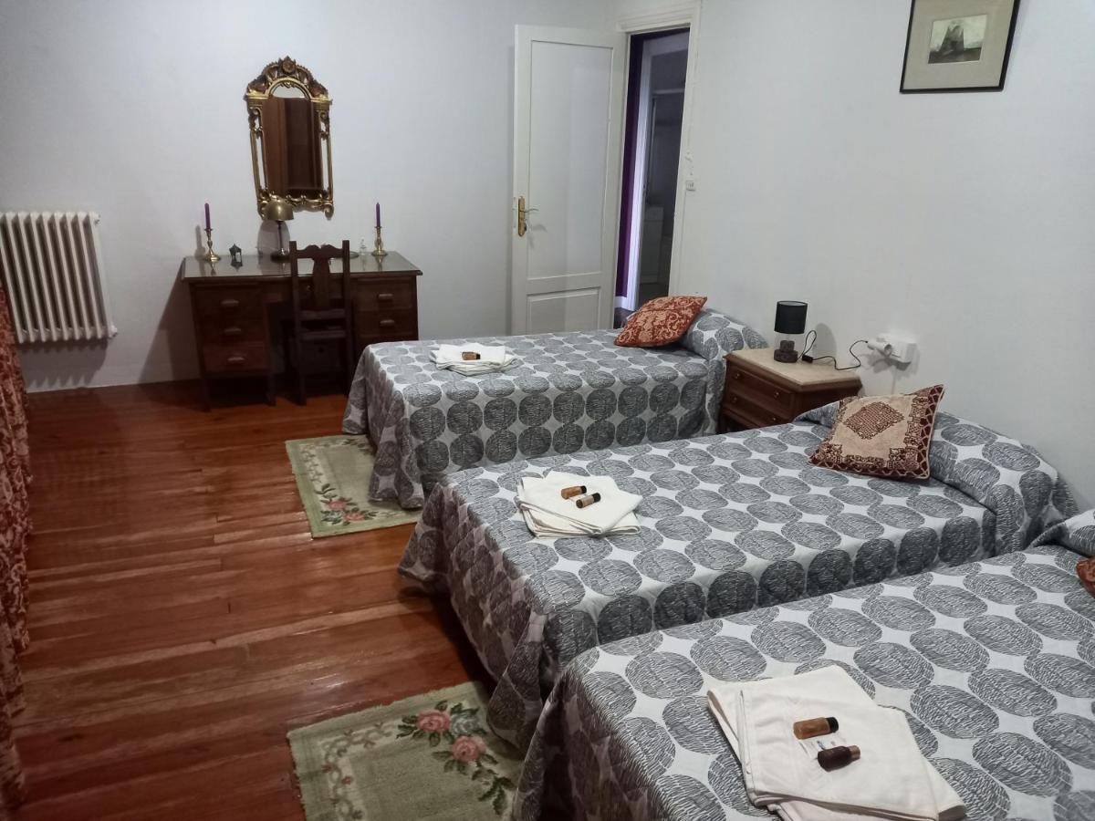 El Bordon De La Casa Batallon Sarria Ngoại thất bức ảnh